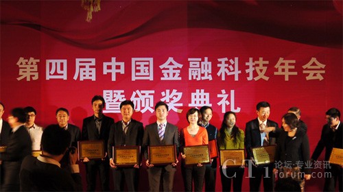 Ӣ��Ӎ�Ƽ��ڱ����C�����ϲ�@����(y��u)���Q����������