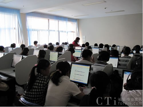 Ӎ�w�����Ĵ�W(xu��)������ͨԒģ�M�yԇ�c�W(xu��)��(x��)ƽ�_(t��i)