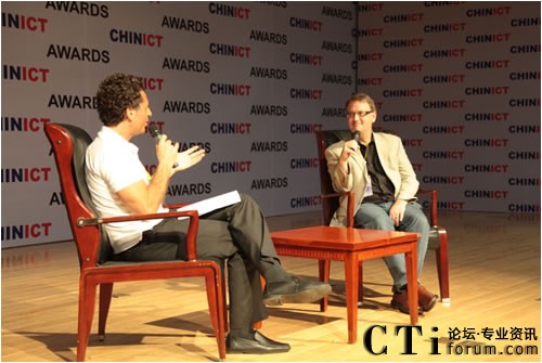 RIM ��˾�_�l(f��)���P(gu��n)ϵ�����B(t��i)ϵ�y(t��ng)�_�l(f��)������Alec Saunders���ң��c CHINICT��(chu��ng)ʼ�˼����������Franck Nazikian�������_�ό�Մ�Ƅ�(d��ng)����ƽ�_�İl(f��)չڅ��